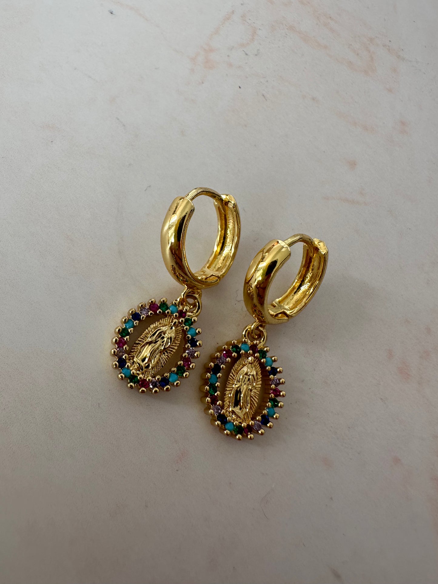 Aretes Mira