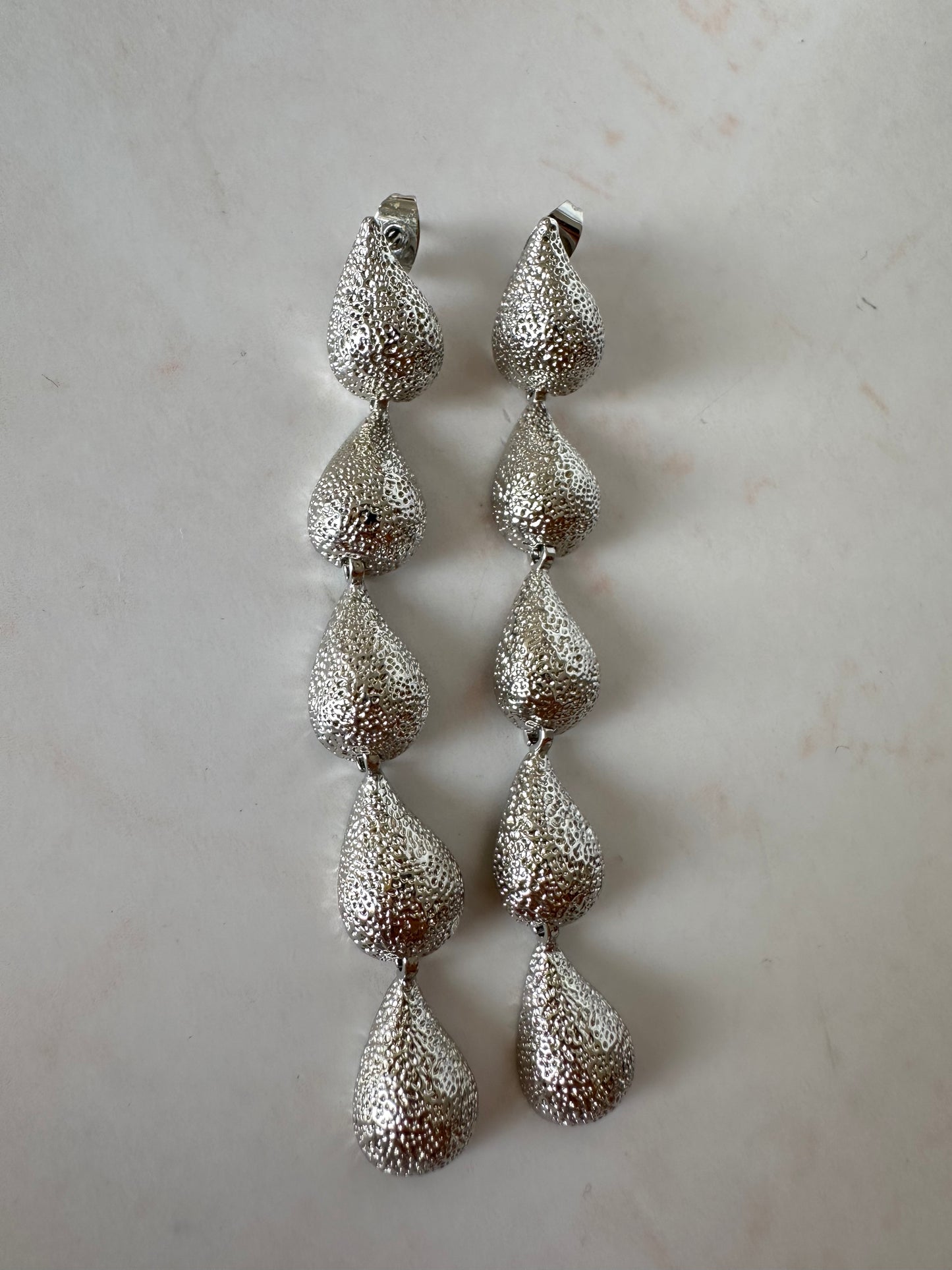 Aretes Aura