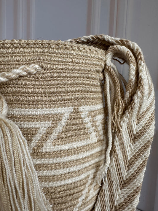 Mochila Wayuu Noa - Mediana