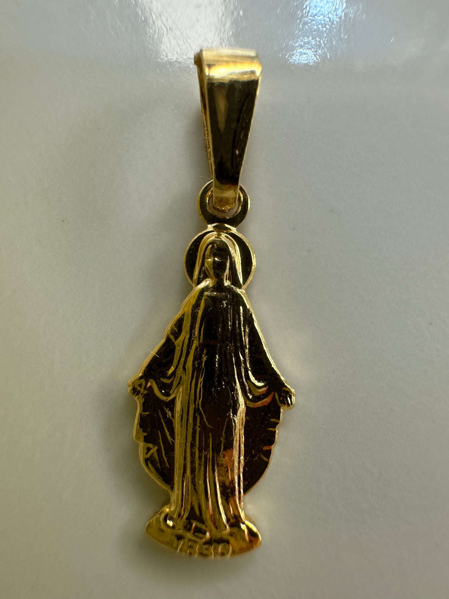 Dije virgen de la milagrosa