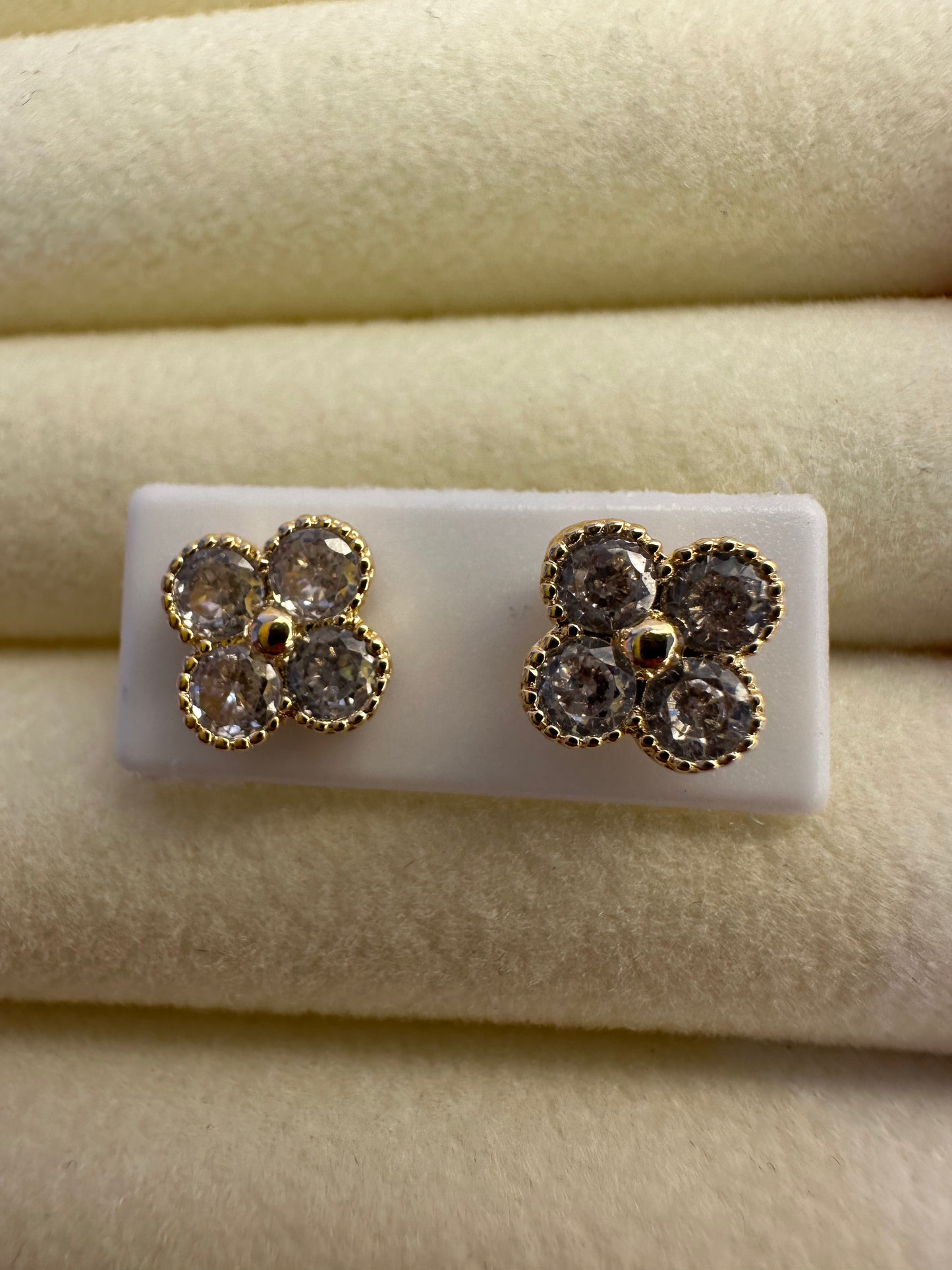 Topos Trébol con Microcircon